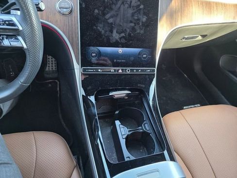 Used 2024 Mercedes-Benz CLE 300 4MATIC Coupe image 9