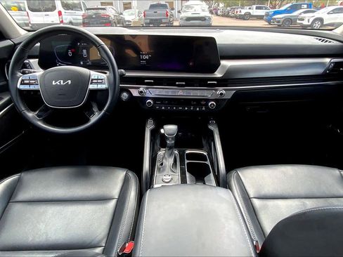 Used 2025 Kia Telluride S image 15