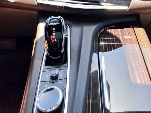 Used 2021 Cadillac Escalade ESV Sport w/ Driver Assist Tech Package AWD/4WD image 10