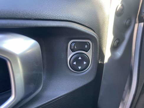 Used 2020 Jeep Gladiator Sport w/ Quick Order Package 24S image 13