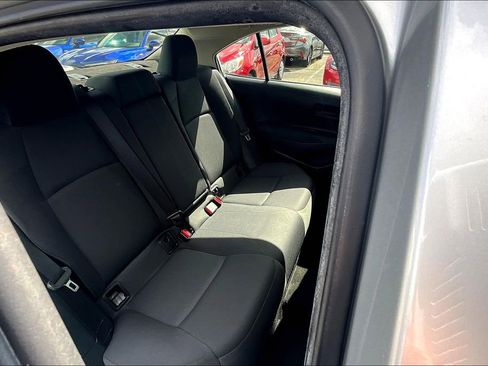 Used 2023 Toyota Corolla LE image 37