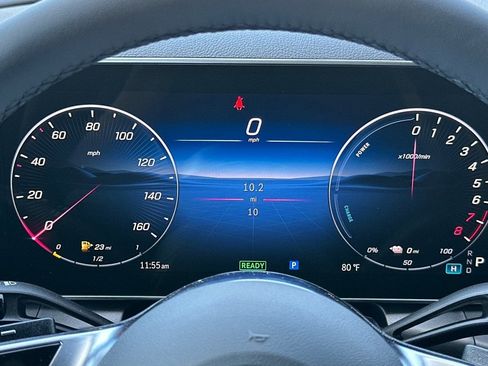 Used 2026 Mercedes-Benz GLC 350e 4MATIC image 16