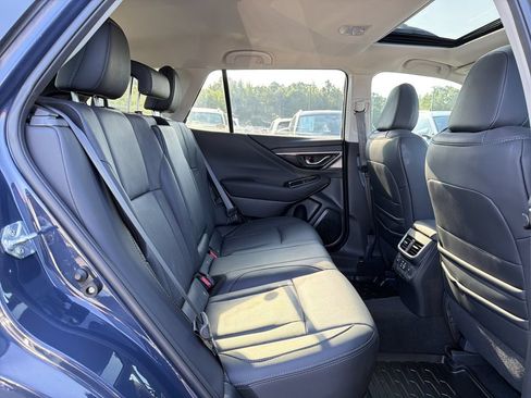 Used 2024 Subaru Outback Limited AWD/4WD image 17