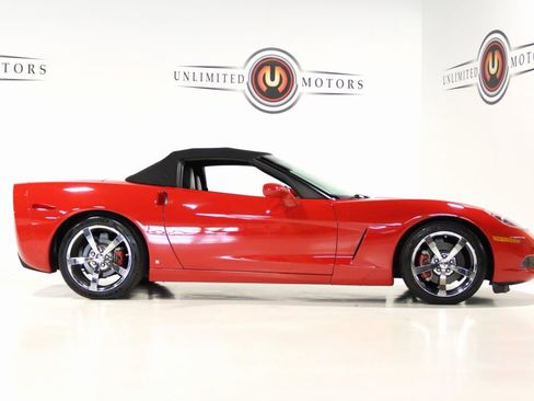 Used 2009 Chevrolet Corvette Convertible w/ Preferred Equipment Group image 8