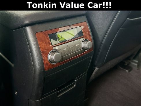 Used 2012 Toyota Highlander Limited image 27