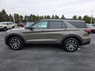 New 2026 Ford Explorer ST-Line video 2