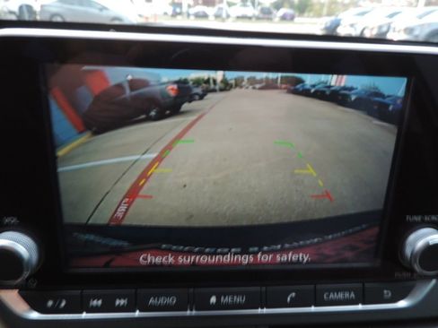 Used 2025 Nissan Altima 2.5 S image 27