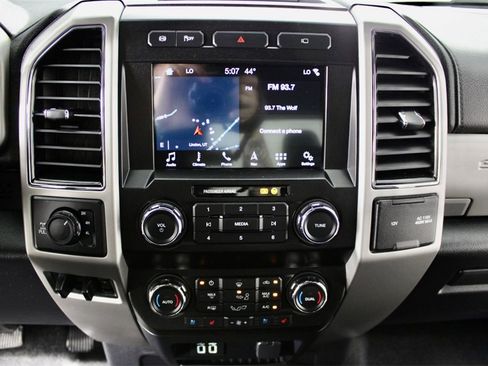 Used 2019 Ford F350 Lariat w/ Chrome Package image 24