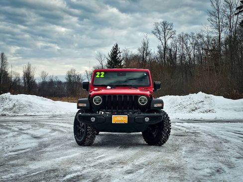 Certified 2022 Jeep Wrangler Willys image 9