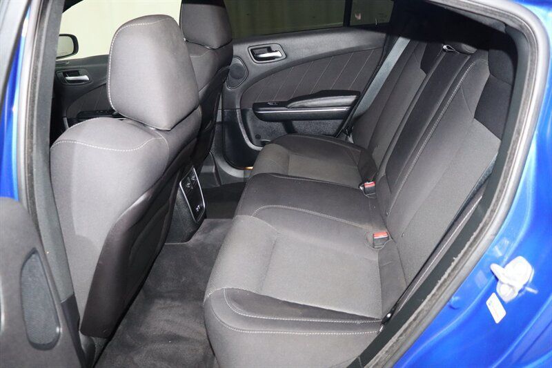 Used 2018 Dodge Charger R/T Scat Pack w/ Beats Audio Group RWD image 26