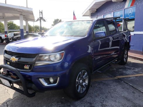 Used 2017 Chevrolet Colorado Z71 AWD/4WD image 8