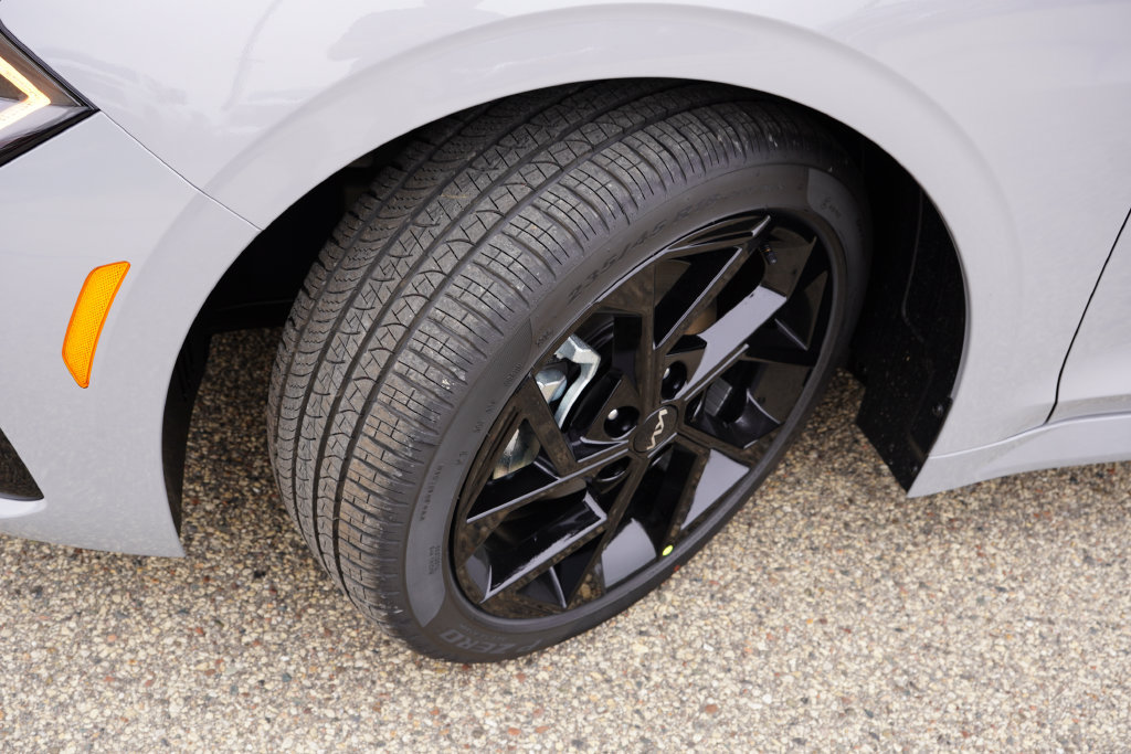 New 2027 Kia K5 GT-Line AWD/4WD image 9