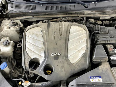 Used 2013 Hyundai Azera FWD image 30