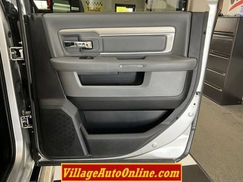 Used 2015 RAM 2500 SLT AWD/4WD image 29