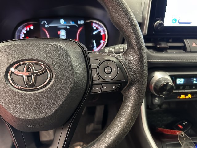 Certified 2025 Toyota RAV4 XLE AWD/4WD image 21