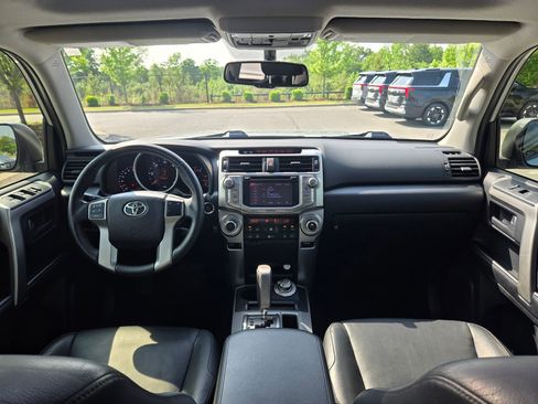 Used 2013 Toyota 4Runner Limited AWD/4WD image 10