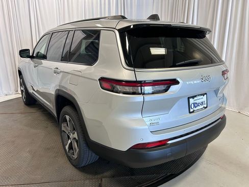 New 2026 Jeep Grand Cherokee L Limited AWD/4WD image 29