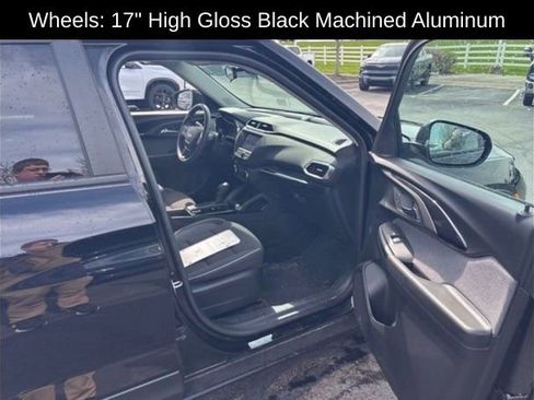 Used 2023 Chevrolet TrailBlazer LT image 8