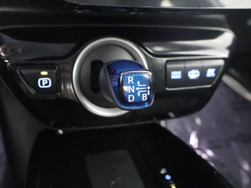 Used 2021 Toyota Prius Prime XLE FWD image 18