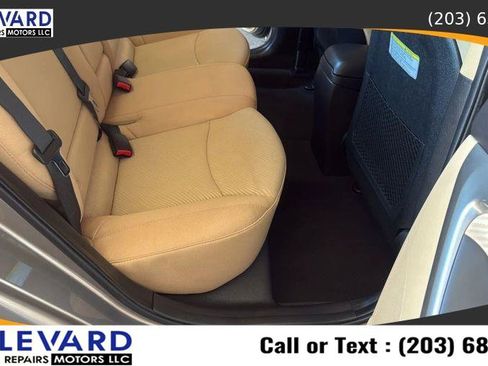 Used 2013 Hyundai Elantra GLS w/ Preferred Pkg FWD image 28