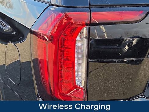 Used 2023 GMC Yukon AT4 image 13