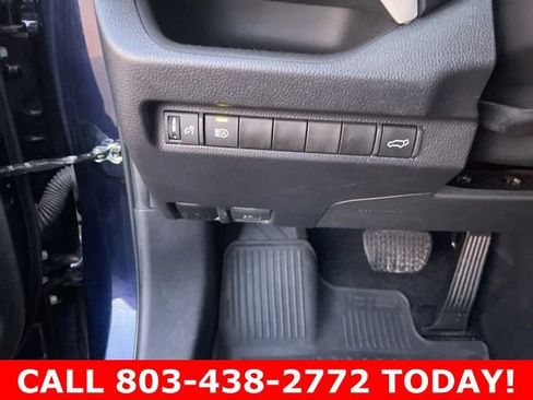 Used 2023 Toyota RAV4 XLE w/ Convenience Package image 32