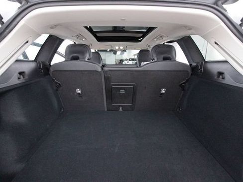 Certified 2025 Volvo XC60 B5 Plus AWD/4WD image 30