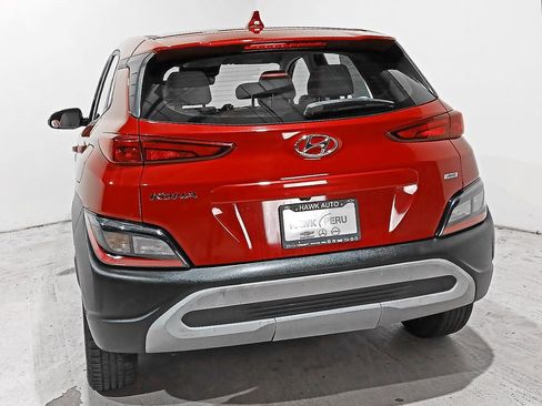 Used 2023 Hyundai Kona SE w/ Cargo Package image 5