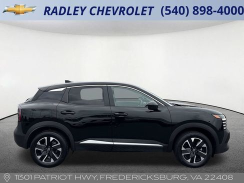 Used 2025 Nissan Kicks SV AWD/4WD image 20