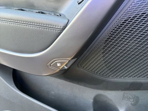 Used 2018 Hyundai Santa Fe Sport w/ 2.4L Value Package 02 image 21