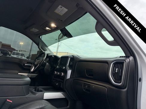 Used 2019 GMC Sierra 1500 SLT w/ SLT Premium Package image 19