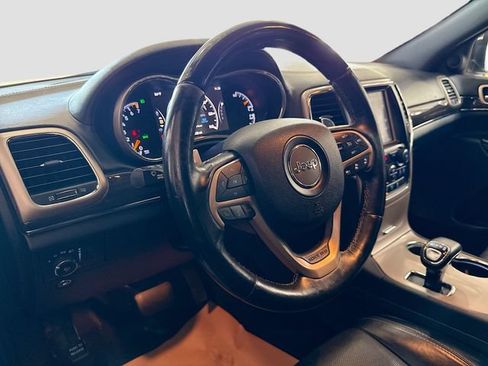 Used 2015 Jeep Grand Cherokee Overland w/ Advanced Technology Group AWD/4WD image 10