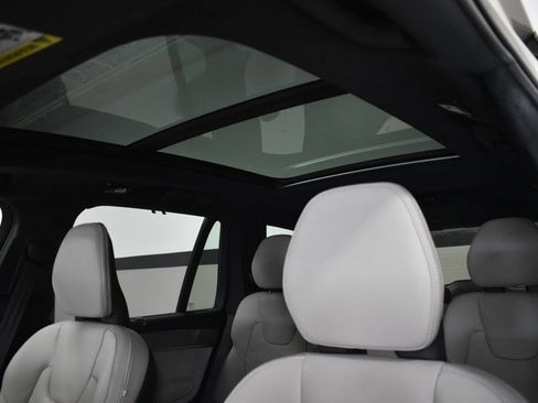 Used 2026 Volvo XC90 B6 Ultra w/ Lounge Package AWD/4WD image 30