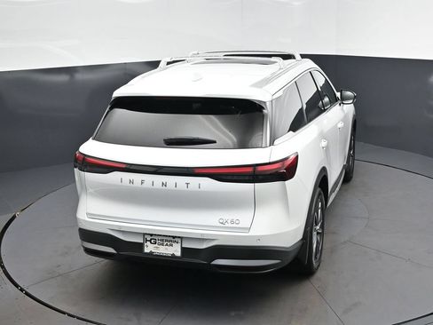 Certified 2026 INFINITI QX60 Luxe w/ Cargo Package FWD image 35