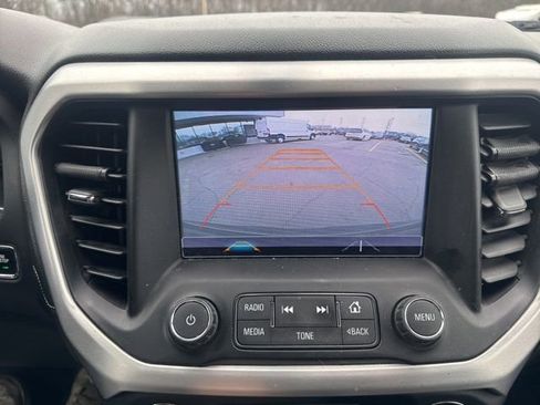 Used 2017 GMC Acadia SLT image 18