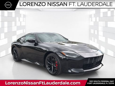 Certified 2025 Nissan Z Performance w/ Floor Mat Package RWD image 1