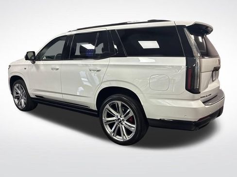 Certified 2025 Cadillac Escalade Sport Platinum AWD/4WD image 3