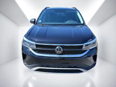 Used 2022 Volkswagen Taos S FWD image 2