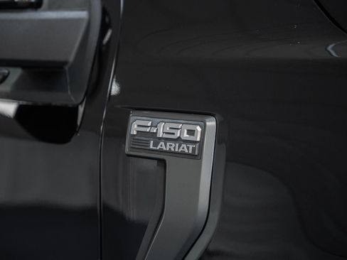 Certified 2023 Ford F150 Lariat w/ Equipment Group 502A High image 19