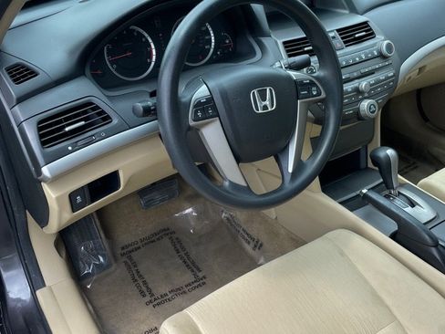 Used 2012 Honda Accord LX image 9