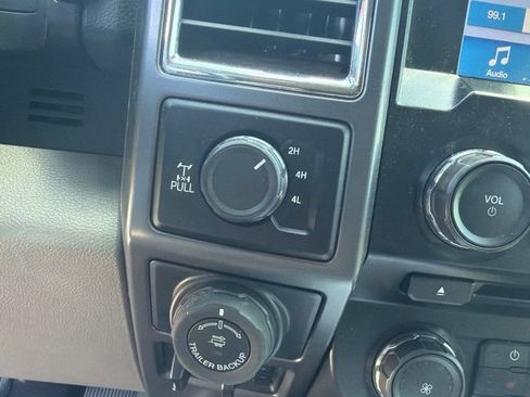 Used 2016 Ford F150 XLT w/ Equipment Group 302A Luxury AWD/4WD image 10