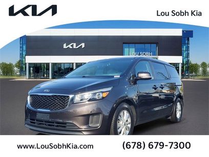 Used 2017 Kia Sedona LX w/ LX Essentials Premium Package