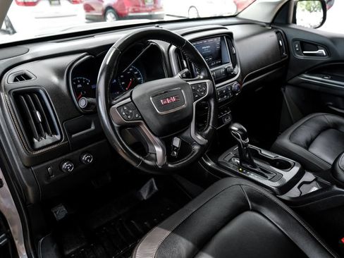 Used 2022 GMC Canyon AT4 AWD/4WD image 2