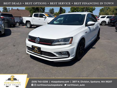 Used 2017 Volkswagen Jetta GLI FWD image 1