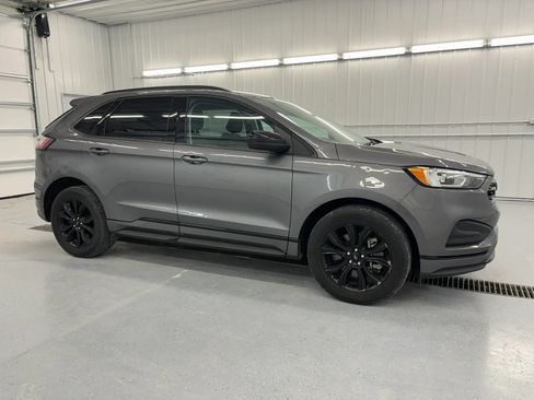 Used 2022 Ford Edge SE w/ Black Appearance Package AWD/4WD image 1