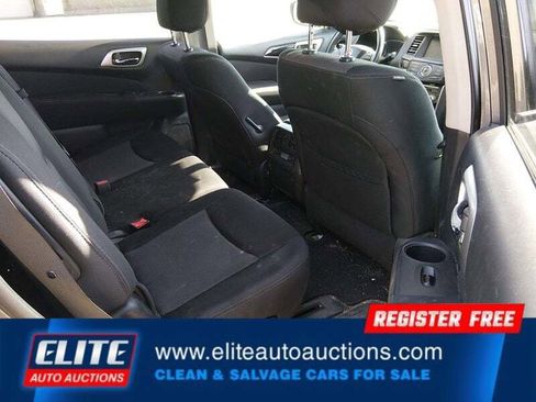 Used 2017 Nissan Pathfinder S image 15