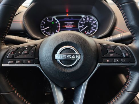 Used 2024 Nissan Sentra SR FWD image 19