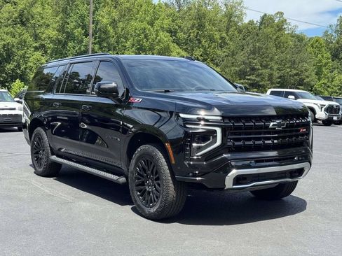 Used 2026 Chevrolet Suburban Z71 w/ Z71 Off-Road Package AWD/4WD image 2