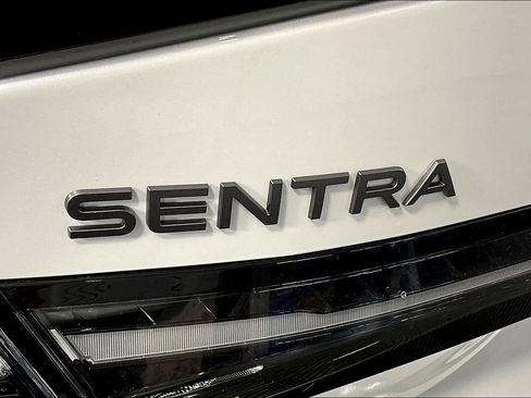 New 2026 Nissan Sentra SR FWD image 14