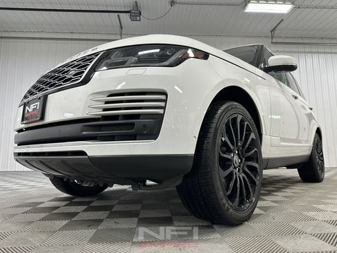 Used 2018 Land Rover Range Rover Supercharged AWD/4WD image 13